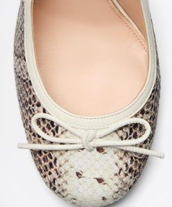 Riverroad.shop2d1ff2f142 5