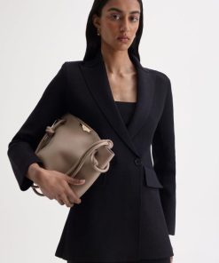 Riverroad.shop3638774f61 4