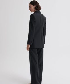 Riverroad.shop65223e1f63 3