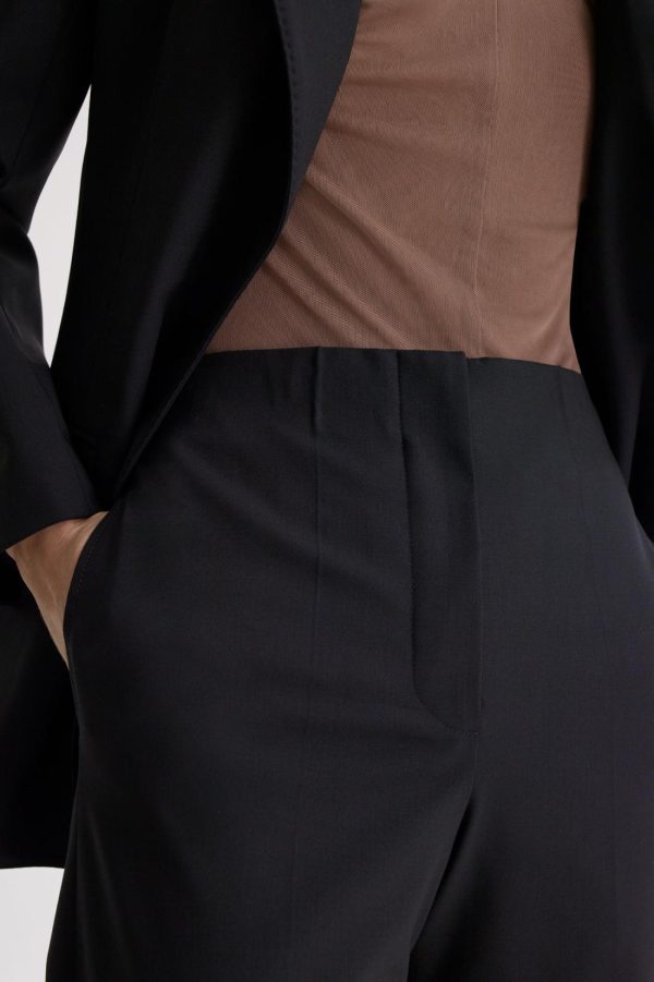 Riverroad.shop65223e1f63 4