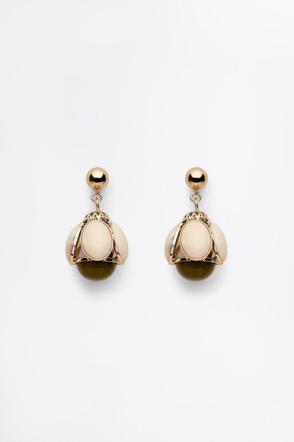 Riverroad.shopb100307217 2