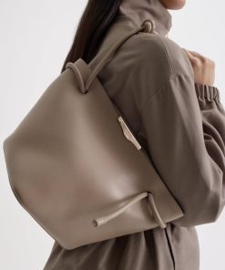 Riverroad.shopf87de5ebfc 2